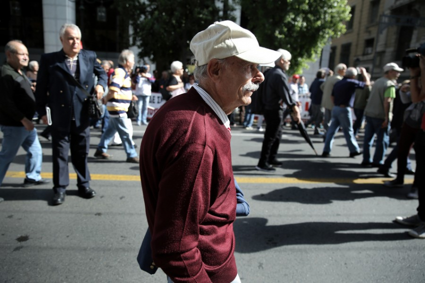 Συντάξεις Ιουλίου 2019, προνοιακά επιδόματα και ΚΕΑ: Πότε πληρώνονται