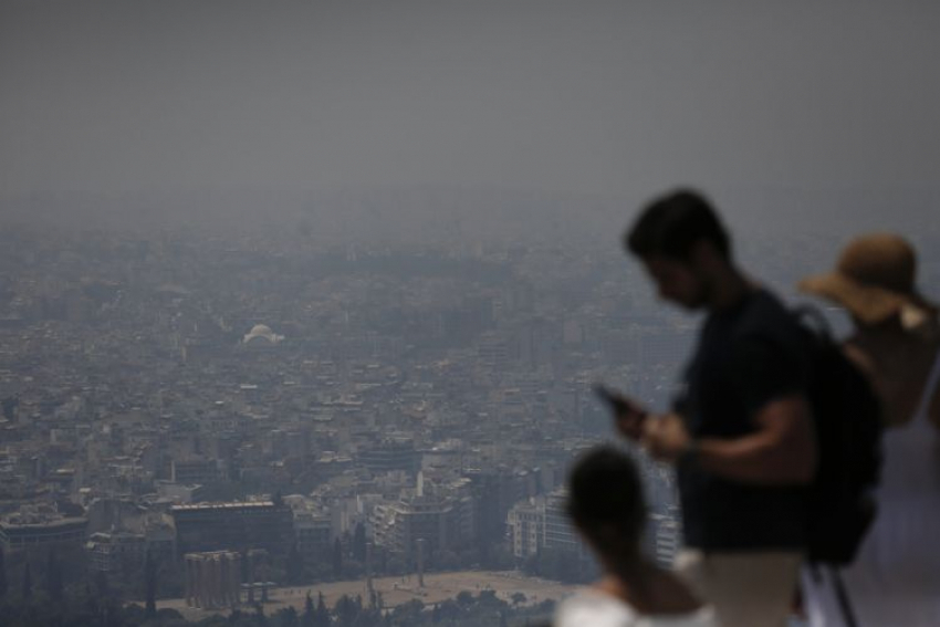 Οδηγίες ΙΣΑ για ευπαθείς ομάδες που εκτέθηκαν στους καπνούς των πυρκαγιών