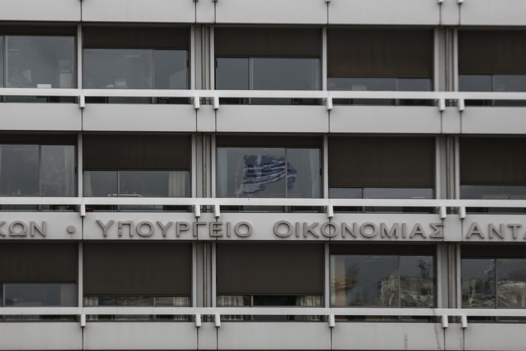 Αλλαγές στις ΔΕΚΟ, μικρές ΔΕΗ και Εθνικό Επενδυτικό Ταμείο – Το σχέδιο της κυβέρνησης