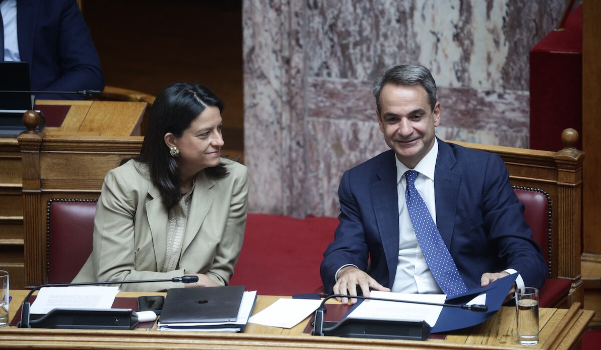 Στο στόχαστρο του ΣΥΡΙΖΑ και η Κεραμέως για το «Μισέλgate»: «Ποιος έδωσε την εντολή»