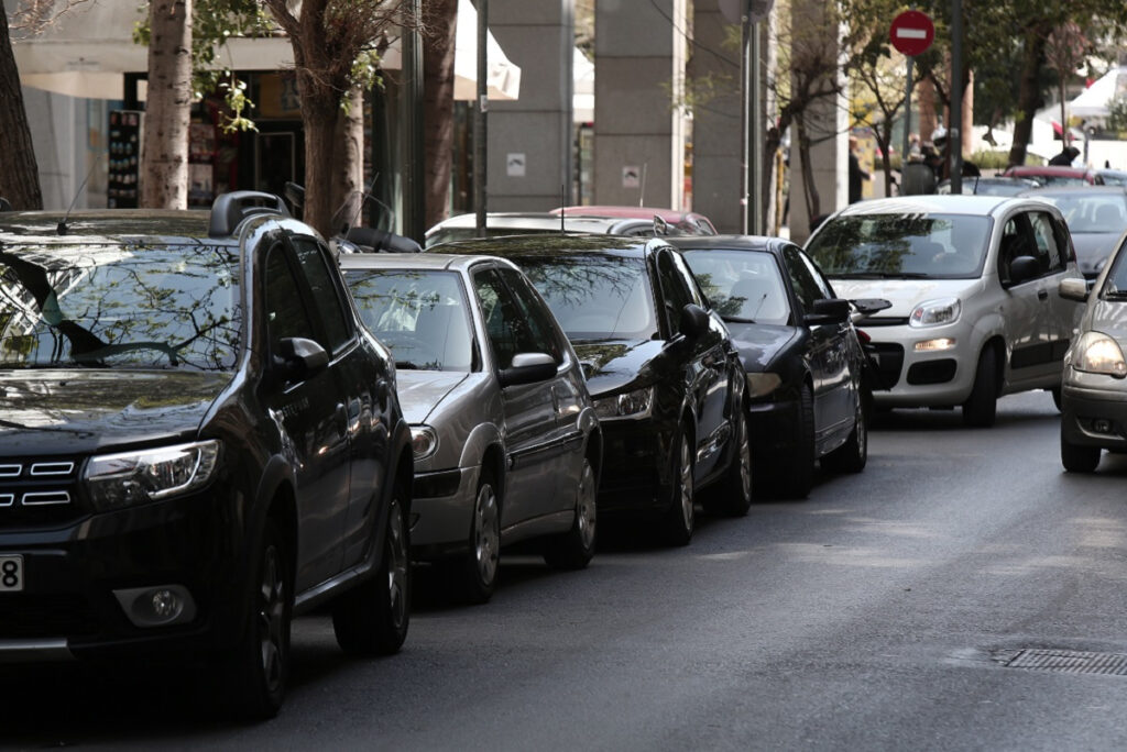 Δωρεάν πάρκινγκ στην Αθήνα για αυτά τα αυτοκίνητα – Πώς βγαίνει το σήμα