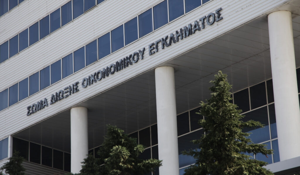 ΣΔΟΕ: Κατασχέθηκε μεγάλη ποσότητα αιθυλικής αλκοόλης – Προοριζόταν για ποτά «μπόμπες»