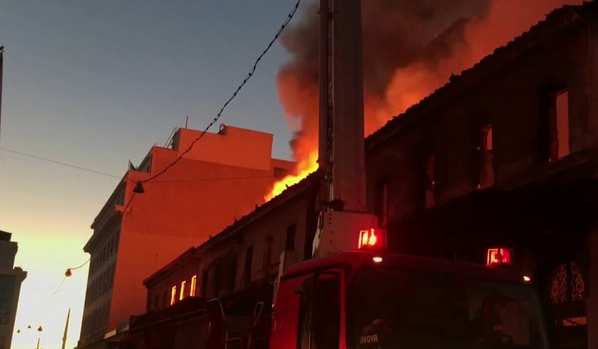 ΗΣΑΠ: Διακοπή δρομολογίων λόγω της φωτιάς στον Πειραιά