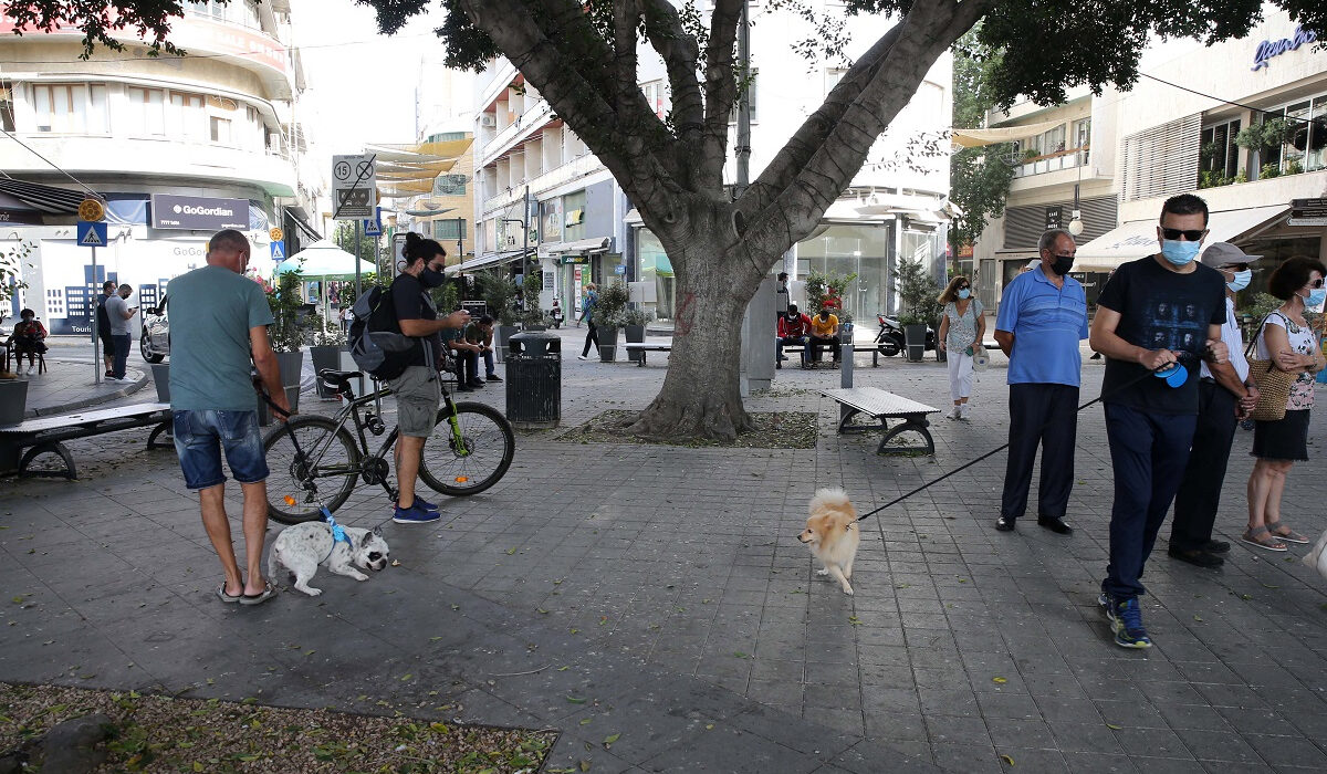 Επιστρέφει η μάσκα παντού στην Κύπρο