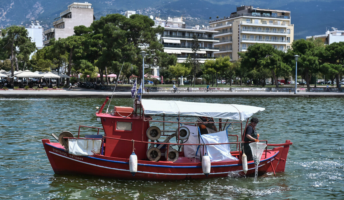 Βόλος: Επιτρέπεται και πάλι η κολύμβηση στις ακτές – Κατάλληλα τα νερά στον Παγασητικό