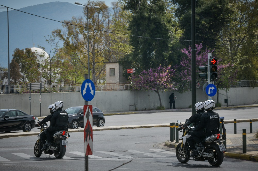 Kαταδίωξη στο Νέο Κόσμο: Τέσσερις συλλήψεις αλλοδαπών