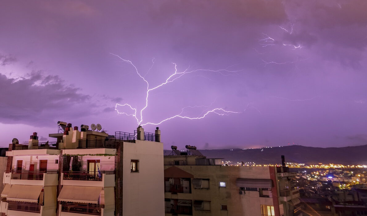 Έκτακτο δελτίο της ΕΜΥ για την κακοκαιρία: Έρχονται επικίνδυνα φαινόμενα