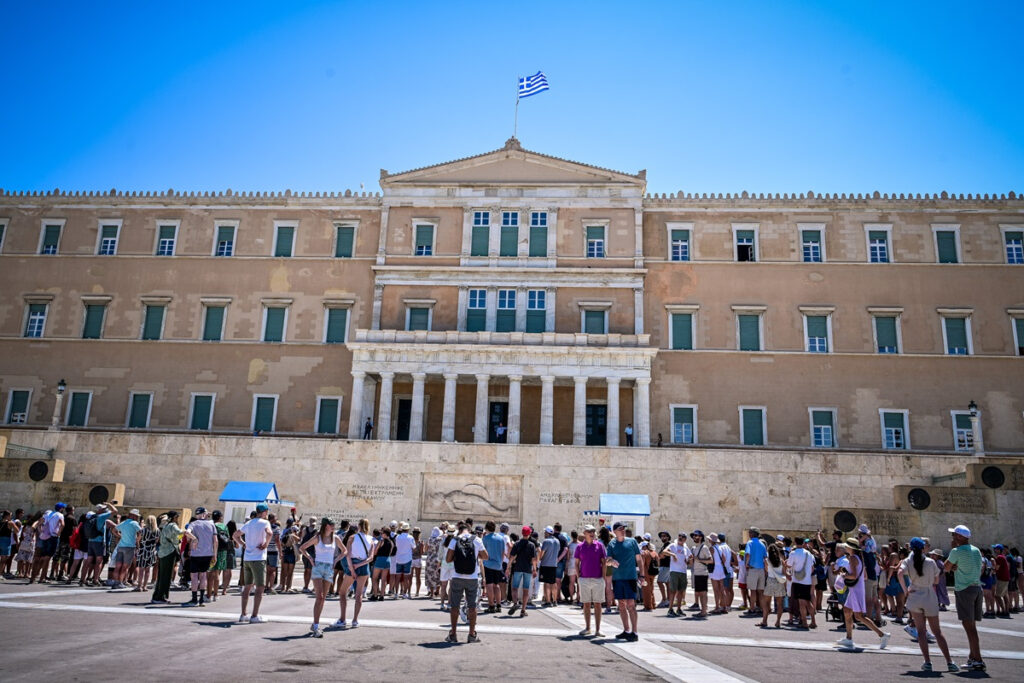 Το πρόβλημα της υπογεννητικότητας δεν πρέπει να απασχολεί μόνο την Δεξιά