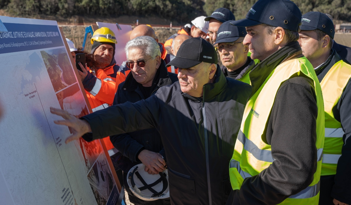 ΤΕΡΝΑ ΕΝΕΡΓΕΙΑΚΗ: Στο μεγαλύτερο έργο παραγωγής και αποθήκευσης καθαρής ενέργειας της χώρας ο Πρωθυπουργός