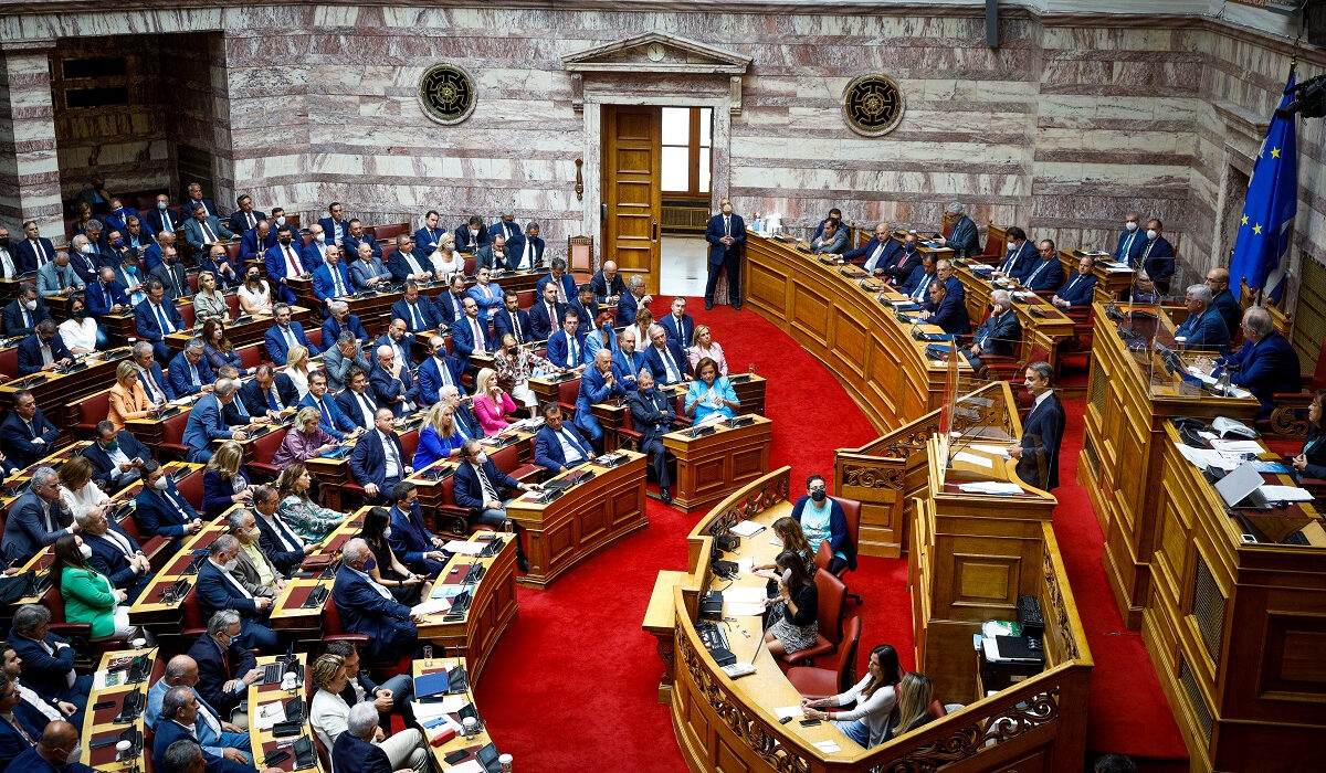 Απουσίες με νόημα: Καραμανλή, Δένδια και Σαμαρά