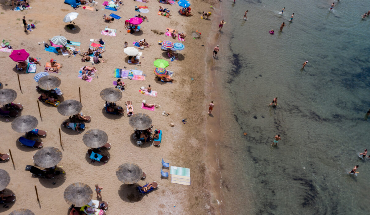 Επίδομα 534 ευρώ στους εργαζομένους στον τουρισμό