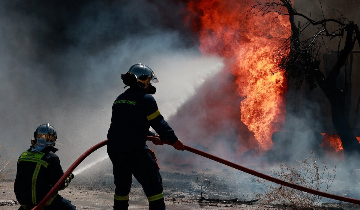 Νέα φωτιά τώρα στα Νεόκτιστα Ασπρόπυργου