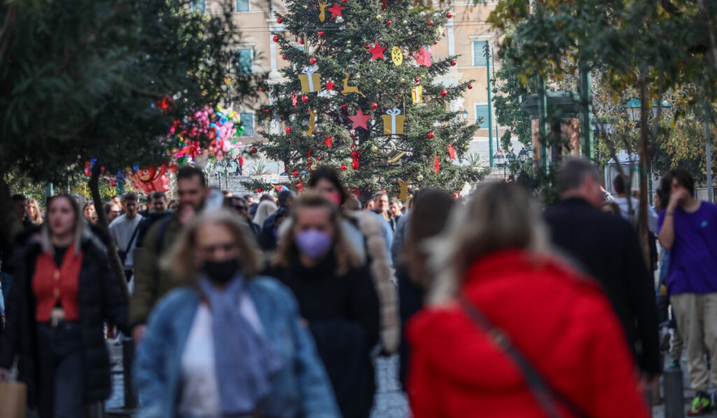 Κορονοϊός: 149 νεκροί και 6 κρούσματα της ΧΒΒ.1.5 – Οι ηλικίες που «σαρώνει» η γρίπη