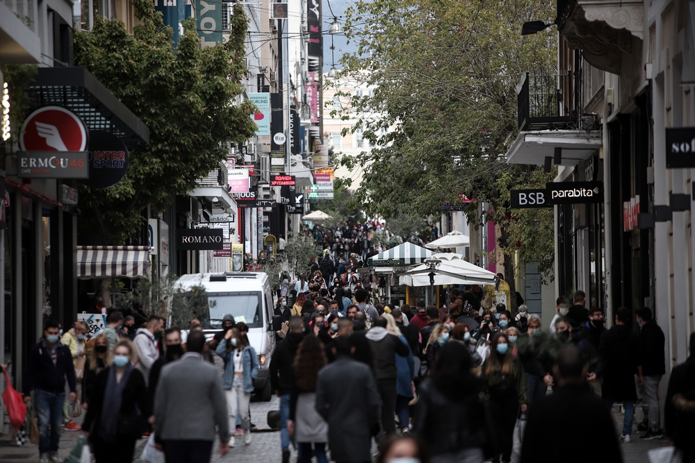 Εξαδάκτυλος: Αν βγούμε μαζικά τις γιορτές ο ιός θα κάνει πάρτι 24 ώρες το 24ωρο