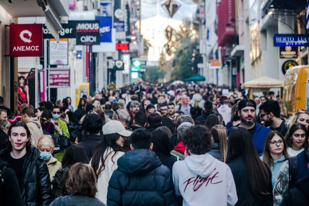 Στα μαγαζιά για ψώνια και δώρα – Την «τιμητική» τους έχουν τα παιχνίδια