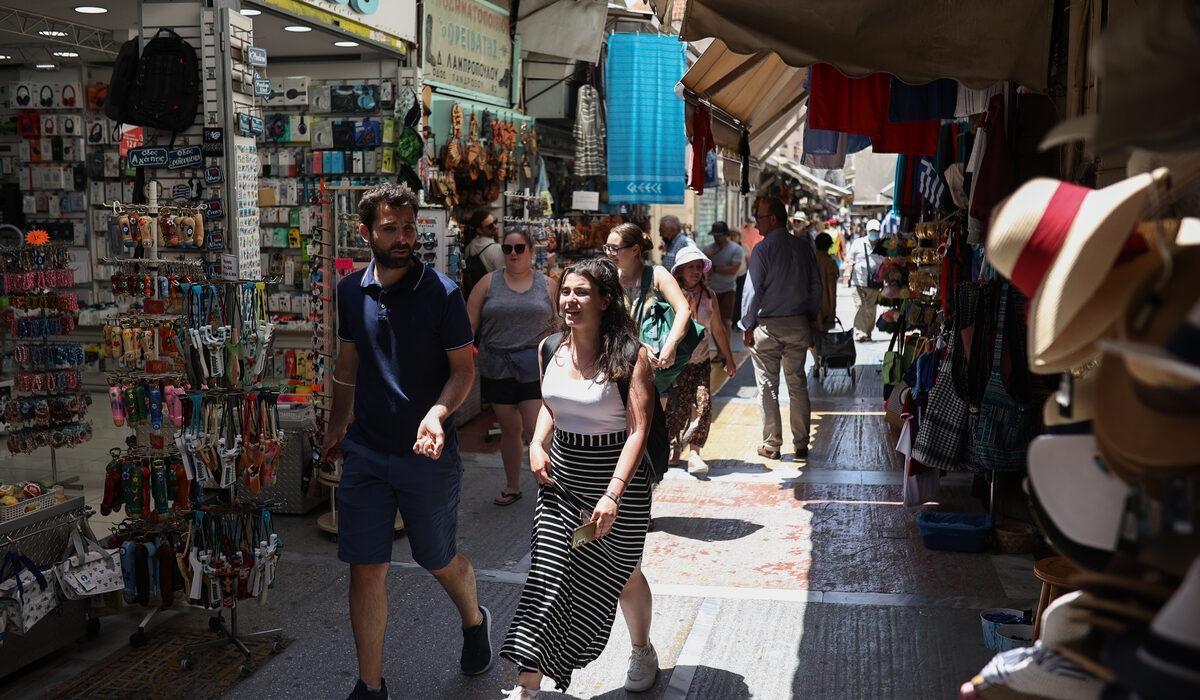 Πού εντοπίστηκαν τα σημερινά κρούσματα, όλες οι περιοχές: 2.610 στην Αττική, 238 στη Θεσσαλονίκη