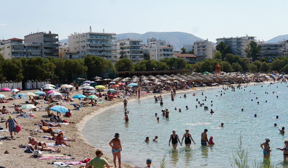 Κακά μαντάτα για τον καιρό: 3 μήνες με πολύ ζέστη και λίγες βροχές – Η πρόγνωση Τσατραφύλλια