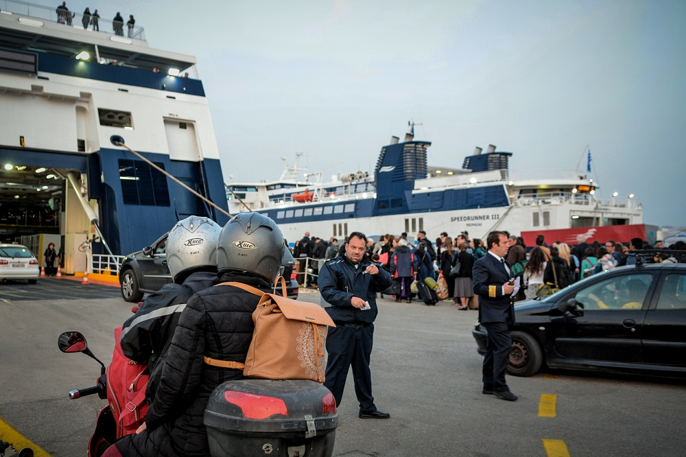 Μετακίνηση στα νησιά: Σε τρεις φάσεις η άρση των μέτρων – 11, 18 και 25 Μαΐου