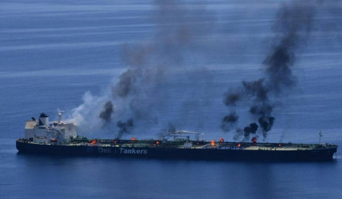 Φόβοι πως το δεξαμενόπλοιο Sounion θα προκαλέσει τεράστια πετρελαιοκηλίδα