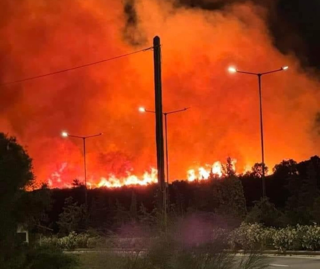 Φωτιές: Χωρίς ενεργό μέτωπο στην Κερατέα – Ποια η κατάσταση σε Ροδόπη και Άνδρο