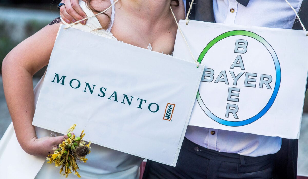 Η Monsanto φακέλωνε δημοσιογράφους και πολιτικούς ανάλογα με τη στάση τους στα φυτοφάρμακα