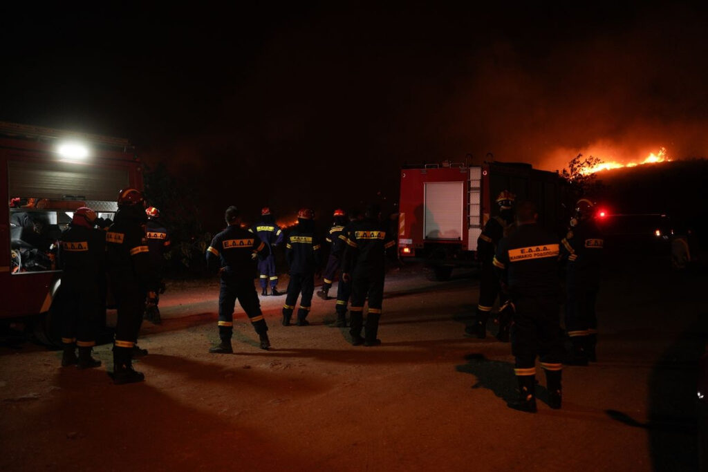 Φωτιά τώρα στη Σάμο – Κοντά στο αεροδρόμιο η πυρκαγιά