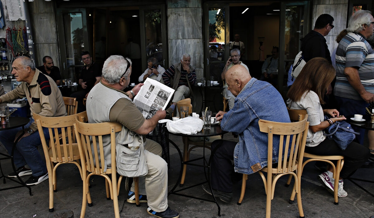 Πού εντοπίστηκαν τα 15.869 κρούσματα σήμερα: 9.200 στην Αττική – Όλες οι περιοχές