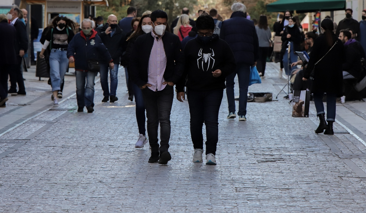 Πού εντοπίστηκαν τα 24.246 κρούσματα, όλες οι περιοχές: 9.347 στην Αττική, 2.392 στη Θεσσαλονίκη