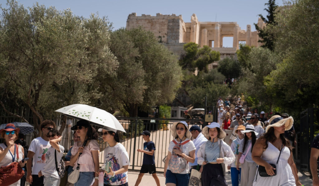 Λαγουβάρδος για μέγα – καύσωνα στην Ελλάδα: «Ρεκόρ δεκαετιών» – Νέο ακραίο τριήμερο με 45αρια