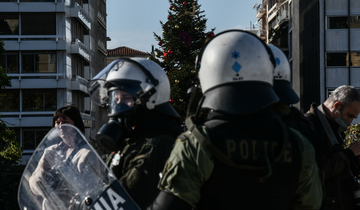 Αλέξανδρος Γρηγορόπουλος: 3 συλλήψεις, 11 προσαγωγές στη μαθητική – φοιτητική διαδήλωση στην Αθήνα