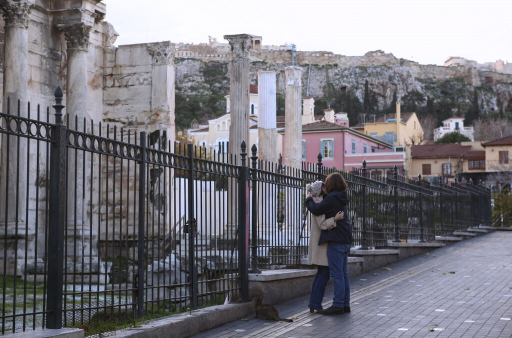 Πότε τελειώνει η πανδημία και τα μέτρα στην Ελλάδα