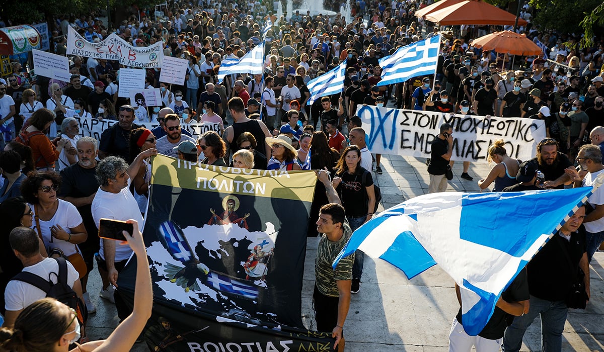 Στον εισαγγελέα δύο δικογραφίες για 20 αρνητές με την κατηγορία των fake news