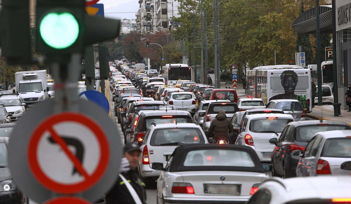 Μισό εκατομμύριο ευρώ για μία θέση πάρκινγκ στην Αττική