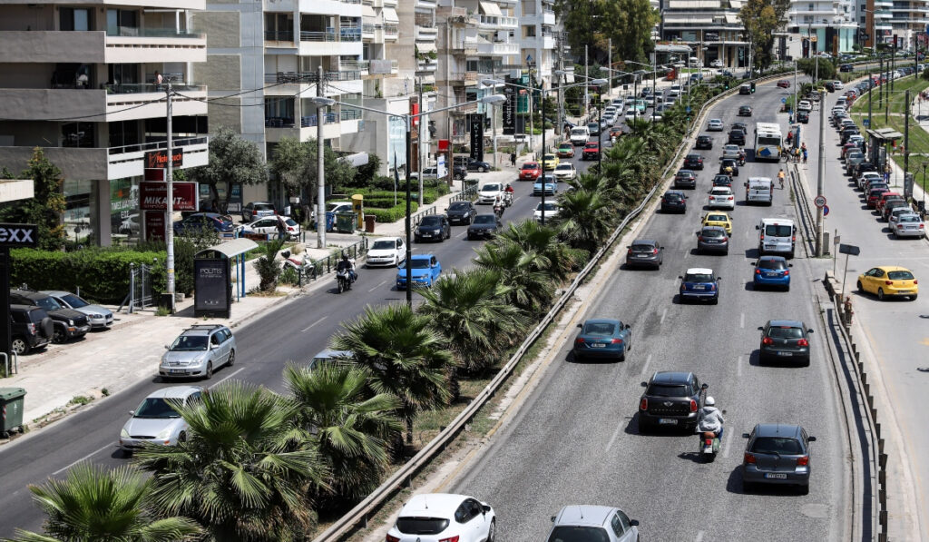 Τροχαίο στο Παλαιό Φάληρο: Μηχανή παρέσυρε και σκότωσε πεζό