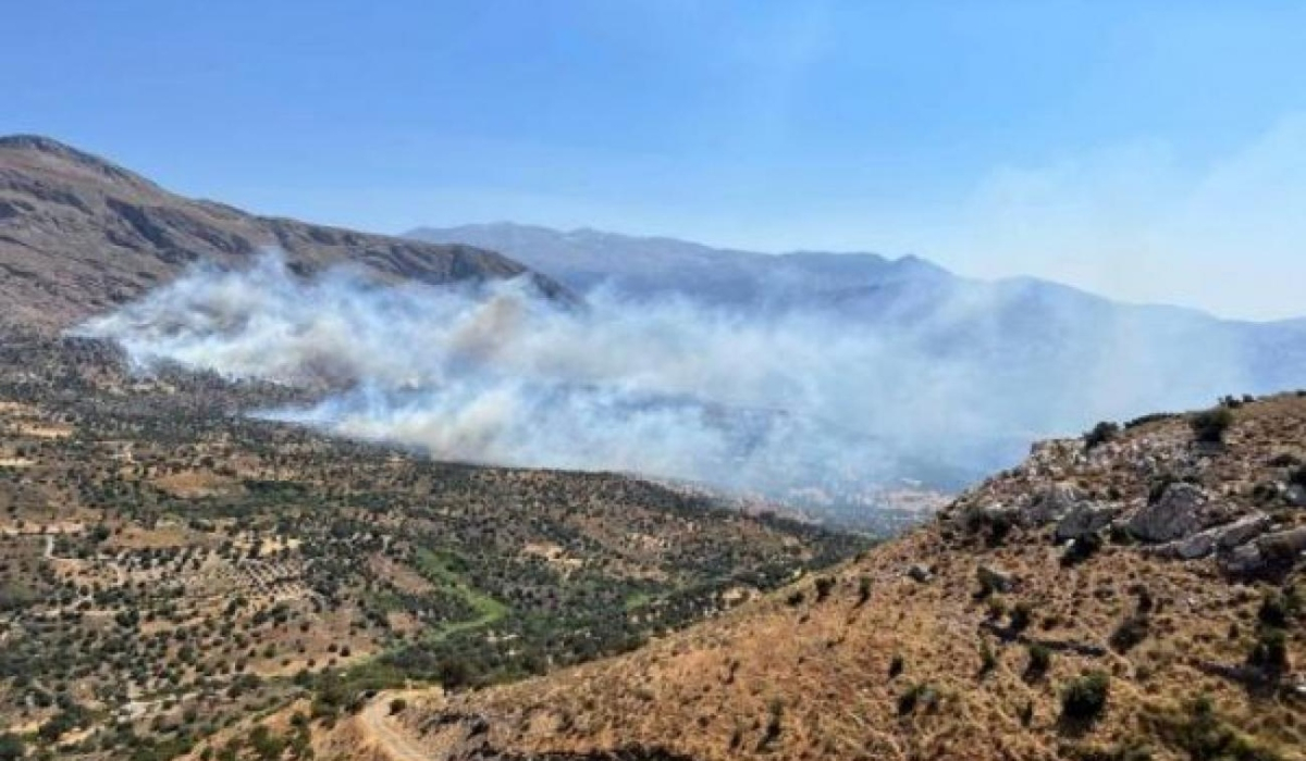 Ανεξέλεγκτη η φωτιά στο Ρέθυμνο: Εκκενώθηκε χωριό – «Η κατάσταση είναι για λύπηση»