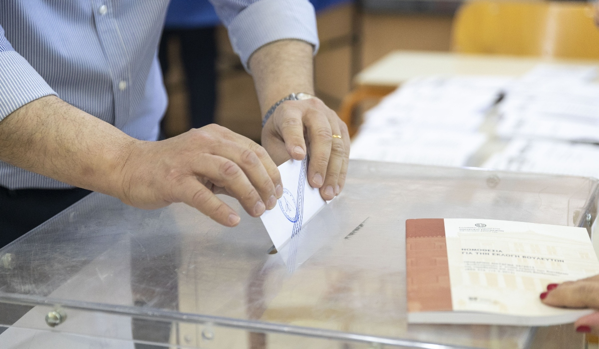 Τελευταίες δημοσκοπήσεις – Τι ποσοστά δίνουν GPO, Alco και Pulse στις εκλογές Ιουνίου 2023