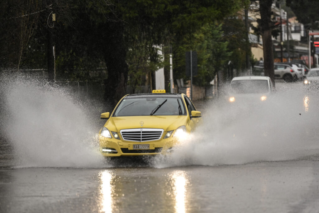 Έκτακτο δελτίο καιρού: Έρχονται ισχυρές βροχές και καταιγίδες – Η πρόγνωση για Αττική