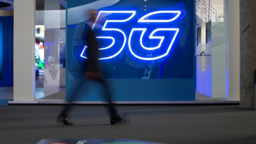 5G: «Έπεσαν» οι τελικές υπογραφές για τις συμβάσεις