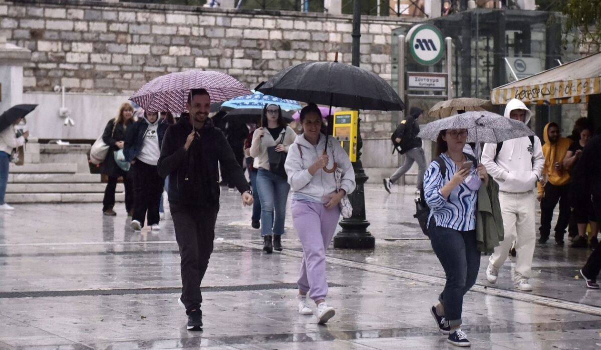 Καιρός: Σε εξέλιξη η κακοκαιρία – Πότε θα φτάσει στην Αττική (Ανάλυση Meteo)