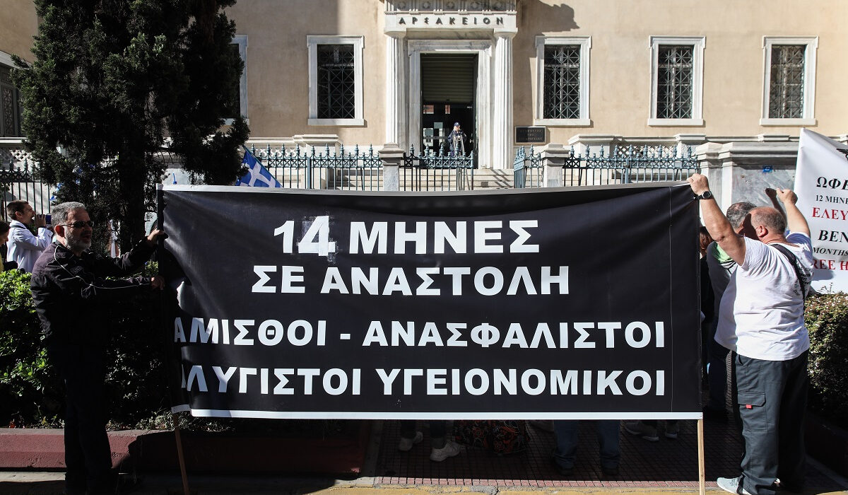 Η επιστροφή των ανεμβολίαστων υγειονομικών «με rapid test» – Τι θα γίνει με τα αναδρομικά