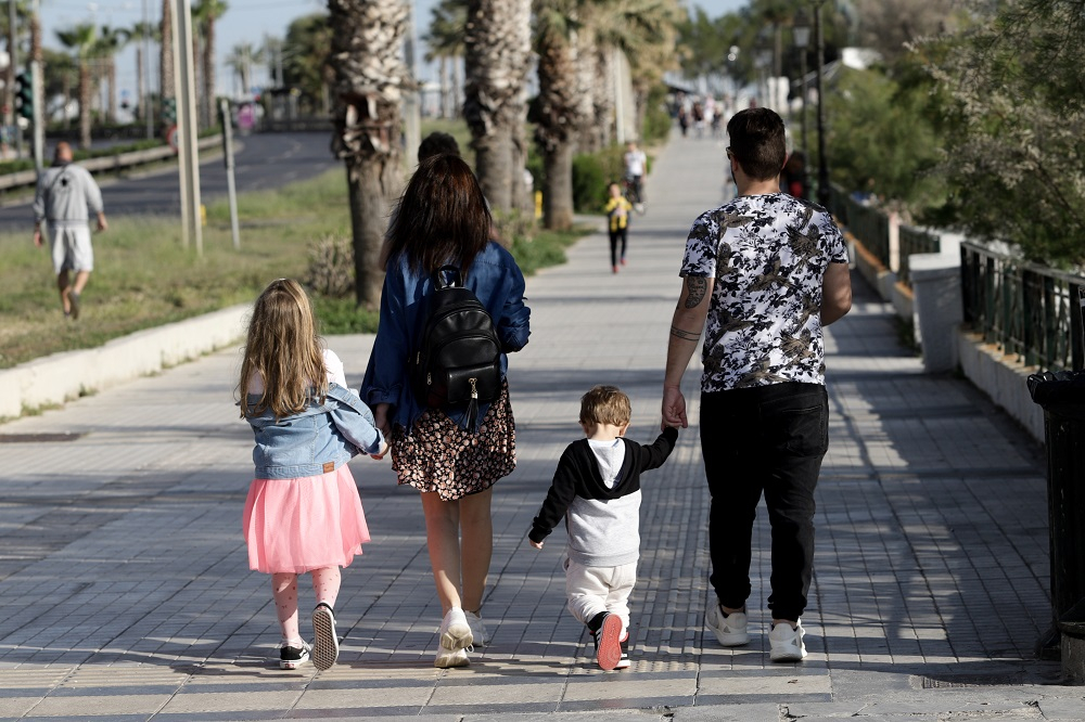 Επίδομα παιδιού – ΟΠΕΚΑ: Κλείνει η πλατφόρμα, τι πρέπει να ξέρουν οι δικαιούχοι