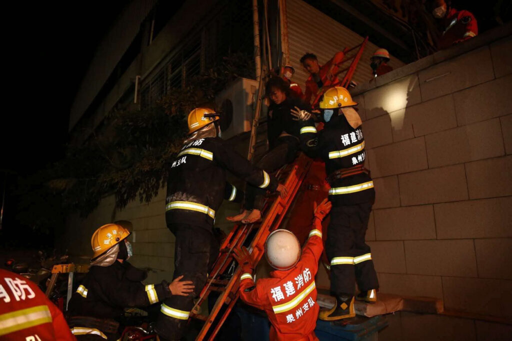 Κορονοϊός: Έξι νεκροί από την κατάρρευση ξενοδοχείου που χρησιμοποιούνταν για καραντίνα