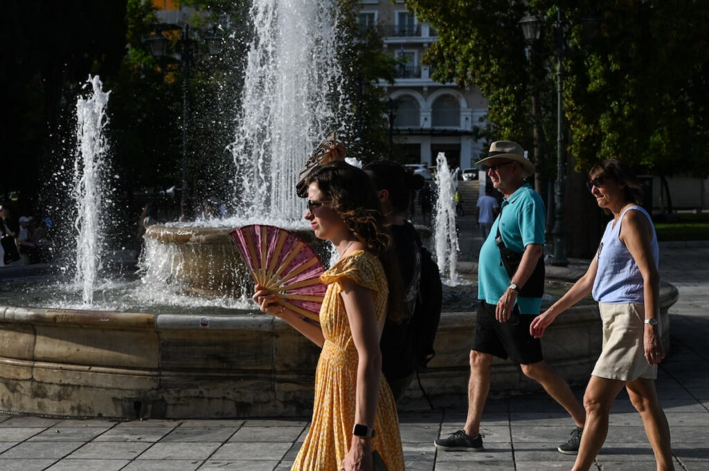 Meteo: Ηλιοφάνεια και θερμοκρασίες έως 37 βαθμούς – Πού θα εκδηλωθούν μπόρες