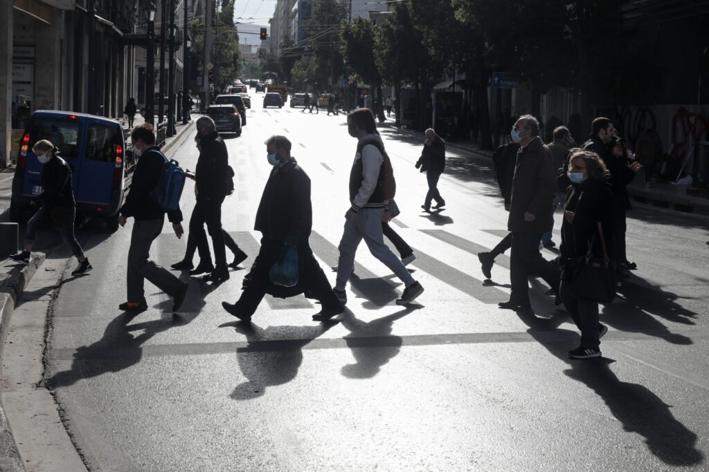 Πού εντοπίστηκαν τα 3.641 κρούσματα, όλες οι περιοχές: 2.345 στην Αττική, 220 στη Θεσσαλονίκη