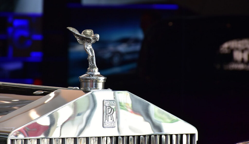 Άνω κάτω η Rolls Royce: Η πρόταση της διοίκησης και η απάντηση του σωματείου