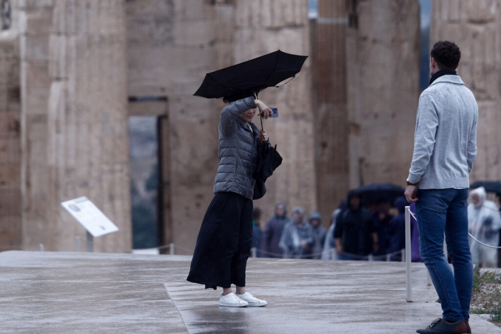 Meteo: Πού θα εκδηλωθούν βροχές και καταιγίδες την Πέμπτη 25/5