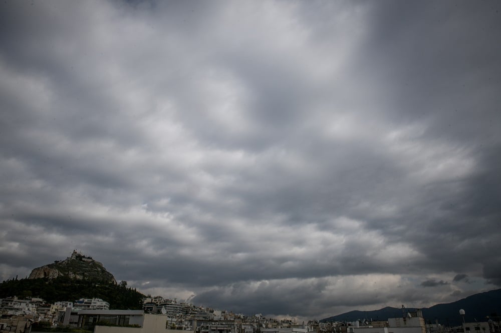 Αζορικός αντικυκλώνας φέρνει βαρυχειμωνιά, πότε χαλάει ο καιρός