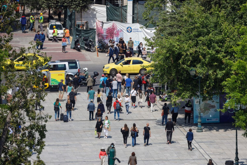 Ποιοι πρέπει να κάνουν την 4η δόση εμβολίου άμεσα