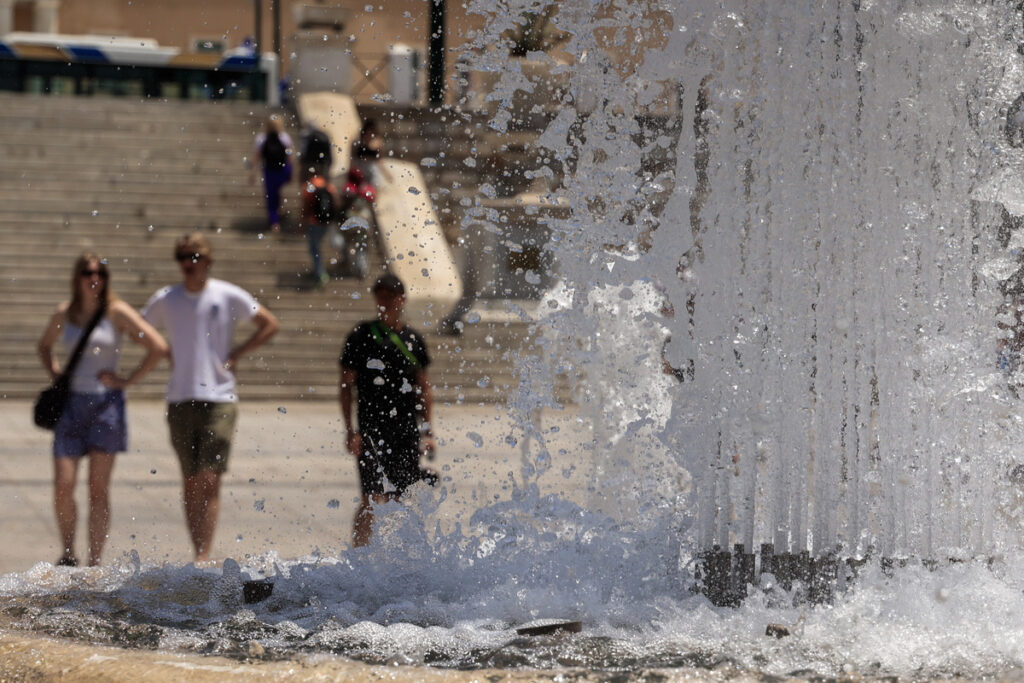 Meteo: Ισχυροί άνεμοι έως 8 μποφόρ την Πέμπτη 20/6 – Υψηλός κίνδυνος πυρκαγιάς