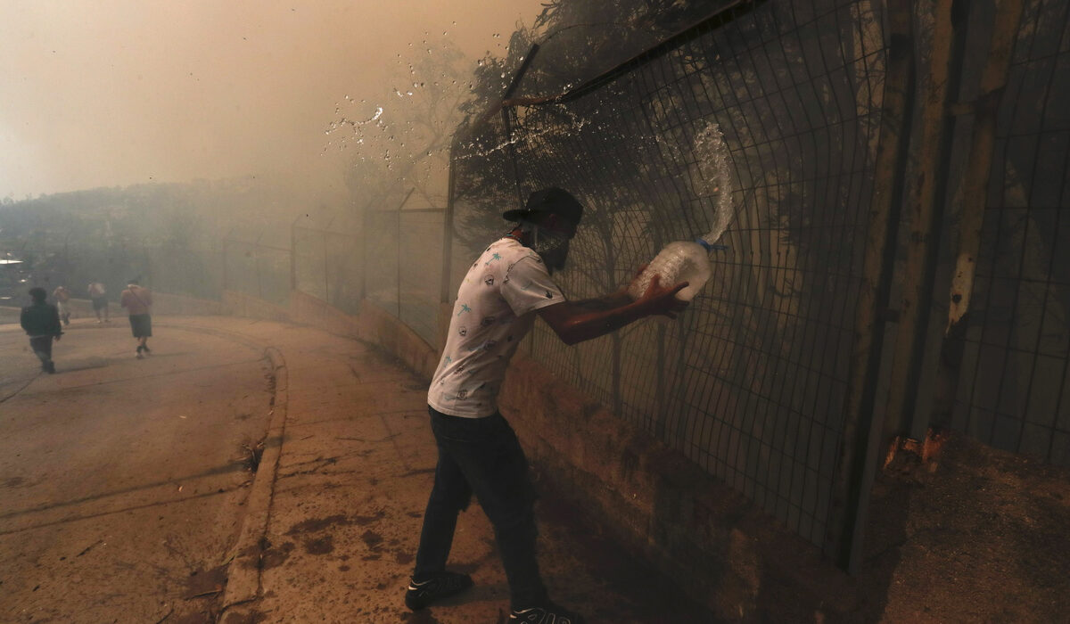 Εθνική τραγωδία στη Χιλή: 64 νεκροί από τις φωτιές